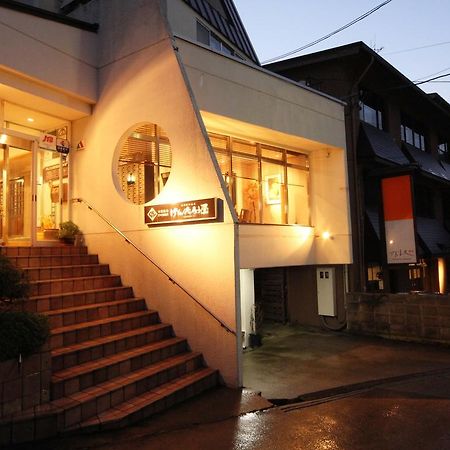 Honkan Gentaroya Hotel โนซาวะออนเซ็น ภายนอก รูปภาพ