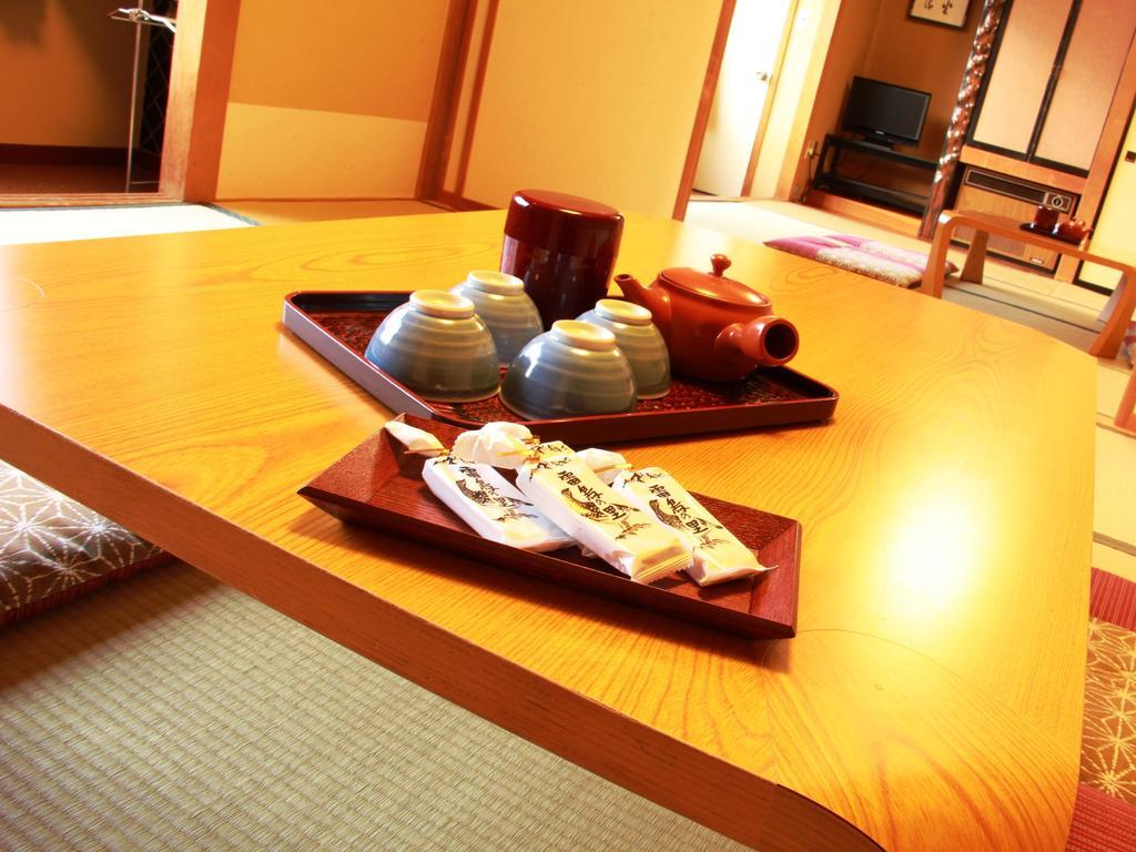 Honkan Gentaroya Hotel โนซาวะออนเซ็น ห้อง รูปภาพ