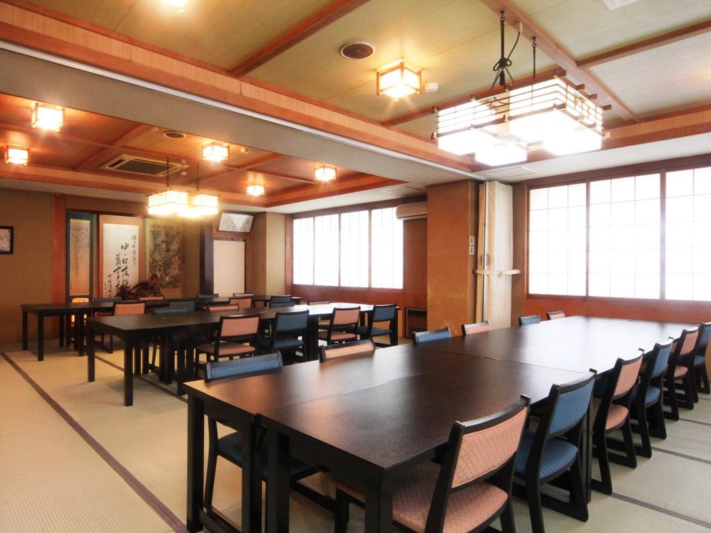 Honkan Gentaroya Hotel โนซาวะออนเซ็น ภายนอก รูปภาพ